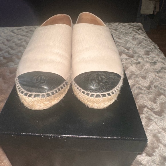 Chanel Espadrilles - Picture 2 of 6